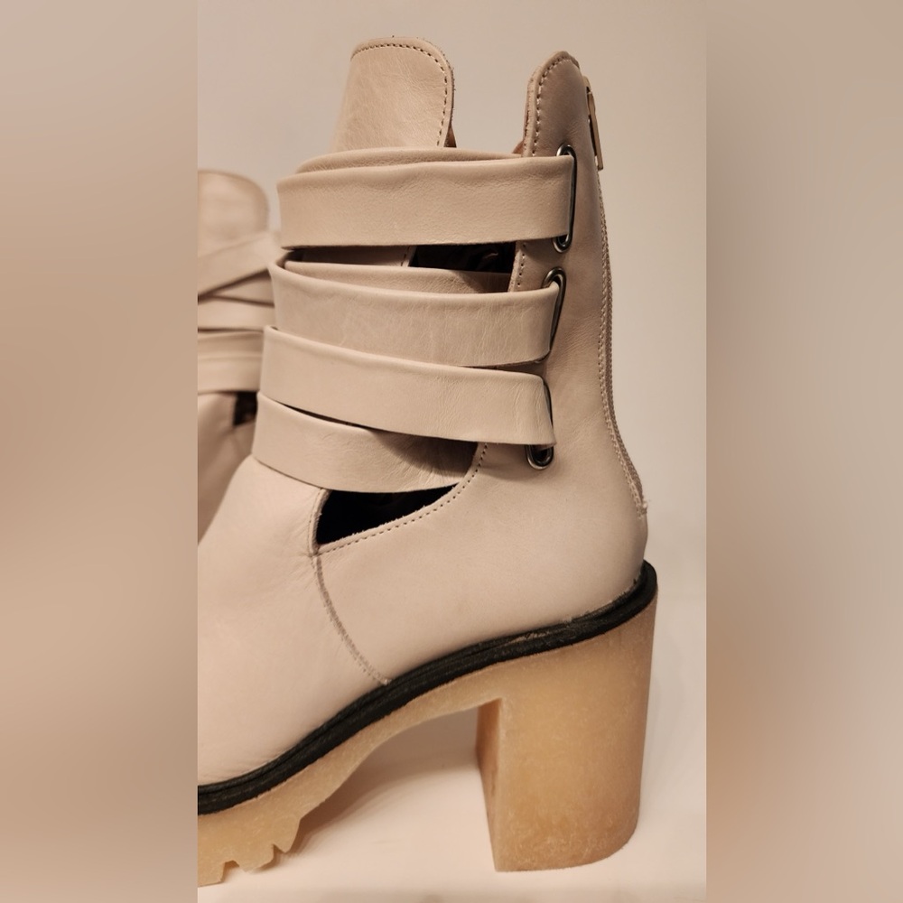 Free People Jesse Women's Cutout Boots In Ivory Size 8.5/39 - Picture 6 of 13